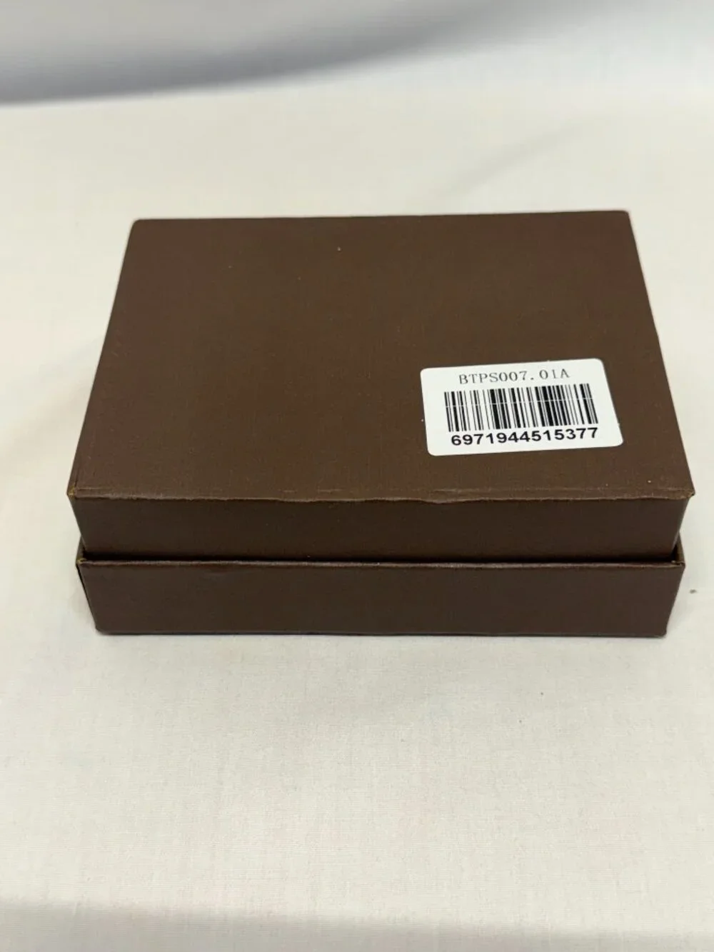 Brass Tacks Leathercraft Men's Cardholder Wallet Holds 12 cards